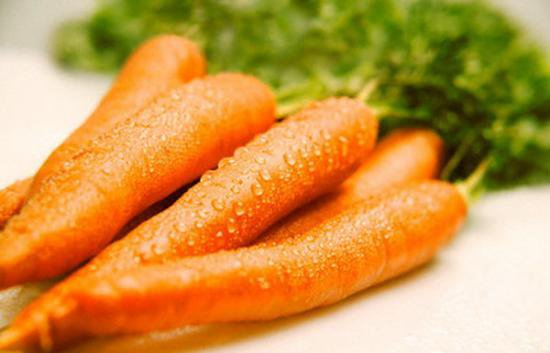 Vitamin A trong cà rốt rất tốt cho sự phát triển thị giác của thai nhi