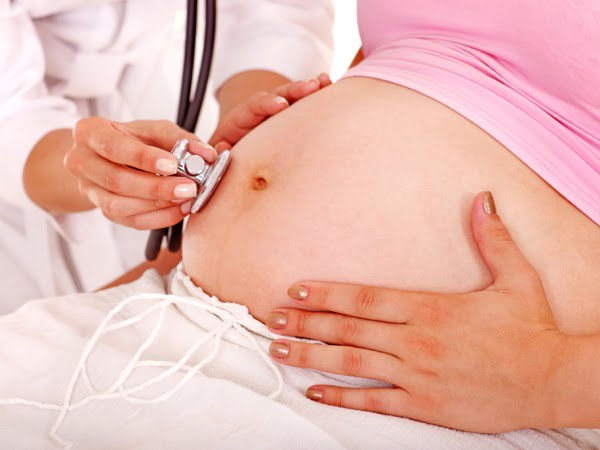 Không chỉ tác động đến sức khỏe của mẹ, 4 sai lầm cần tránh khi mang thai sau đây thậm chí có thể ảnh hưởng đến sự phát triển của bé